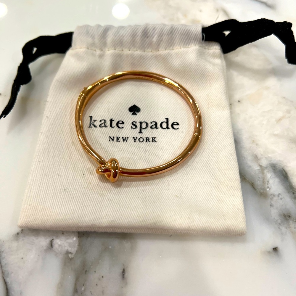 Kate Spade love me knit rose gold bangle
